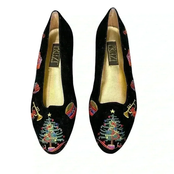 Pritzi Vintage 90s Black Velvet Embroidered Christmas Flats, size 7.5 - Picture 2 of 7